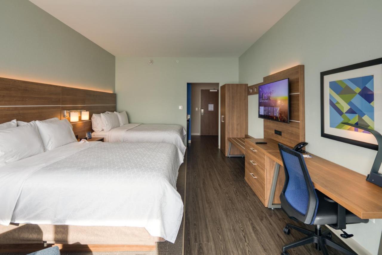 Holiday Inn Express & Suites - Charlotte - South End By Ihg Exterior photo